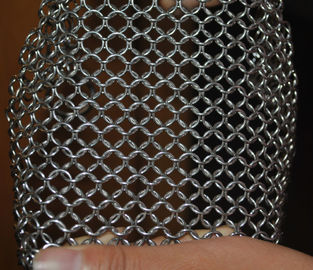 좋은 가격 304 스테인리스 Chainmail 수세미 부엌 무쇠 기계설비 세탁기술자 7 * 7 인치 온라인으로