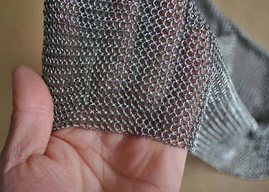 좋은 가격 주문을 받아서 만들어지는 3.81mm 반지 Dia 304L 스테인리스 Chainmail 수세미 용접된 길이 온라인으로