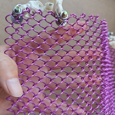 좋은 가격 알루미늄 캐스케이드 코일 드레퍼리 천장 및 파티션용 금속 망막 온라인으로