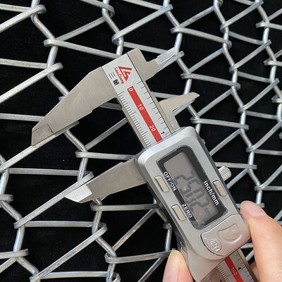 품질 내열성 금속 아연 도금 탄소강 건조기 플랫 와이어 메쉬 목재 칩 컨베이어 벨트 공장